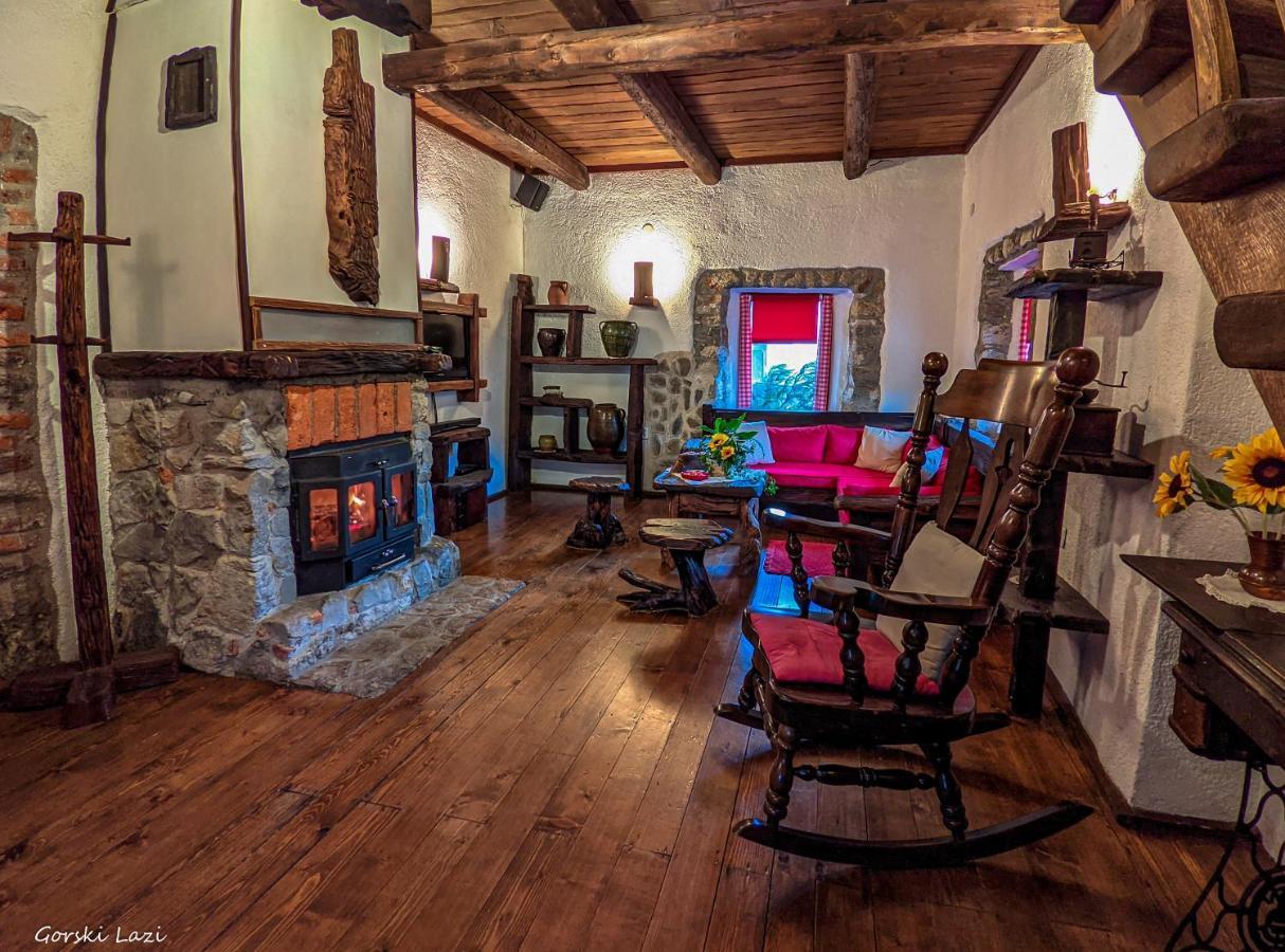 Holiday Home Gorski Lazi Tršće エクステリア 写真